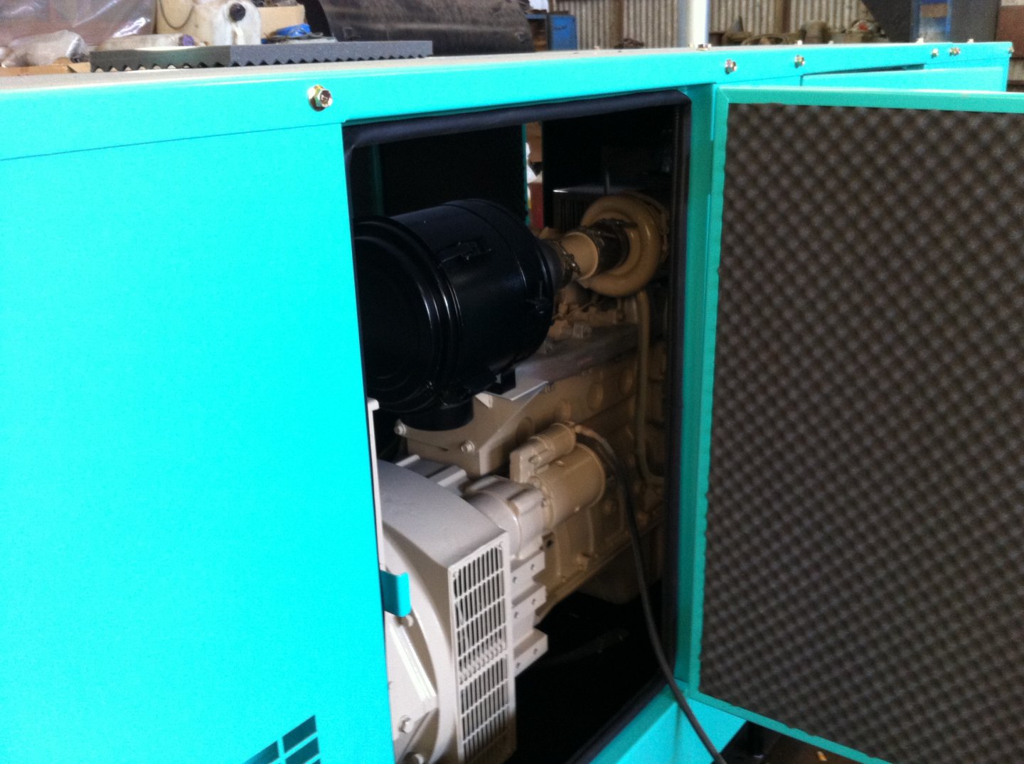 Diesel Genset Bekas Cummins Type Engine 4 BT3.9 – G1 Diesel Genset Bekas Cummins Type Engine 4 BT3.9 – G1