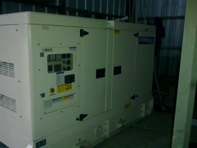Diesel Genset Bekas Cummins Type engine 4BT3.9-G1 Diesel Genset Bekas Cummins Type engine 4BT3.9-G1