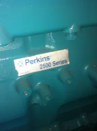 Genset Bekas Perkins Genset bekas Perkins, 1106A-70TAG4, 200 Kva, Silent Type 3 genset_bekas_perkins_generator_stamford_type_engine_1106a_70tag4_200_kva_tahun_2015_silent_type_3