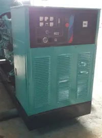 Genset Bekas Cummins Diesel Genset Bekas Cummins Type Engine 6 CTAA 8.3 G1 2 genset_cummins_6_ctaa_8_3_g1_stamford_200_kva_open_type_tahun_2000_picture_1