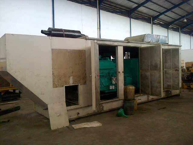 Diesel Genset Bekas Cummins Type Engine KTA 19 G4 Diesel Genset Bekas Cummins Type Engine KTA 19 G4