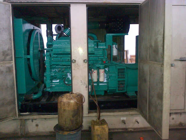 Diesel Genset Bekas Cummins Type Engine KTA 19 G4 