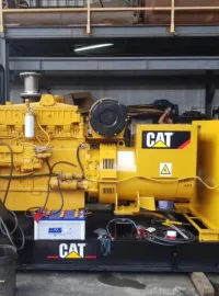 Genset Bekas Caterpillar Genset Caterpillar 350 Kva, type engine 3406C ( 2005 ) Bekas 1 ~blog/2022/6/17/whatsapp_image_2022_06_17_at_10_59_04_am